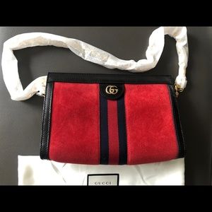 Authentic Gucci Chain Handbag